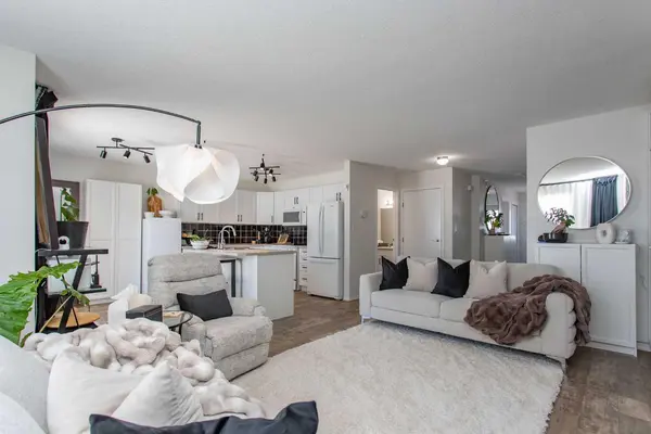 20 Jacobs Close #4, Red Deer, AB T4P4C9