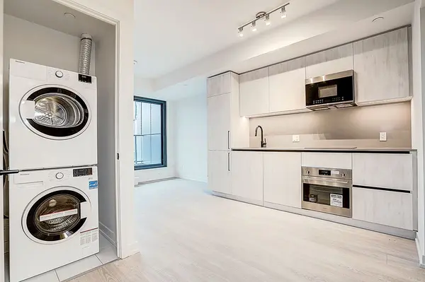 35 Parliament ST #227, Toronto C08, ON M5A 0Z5