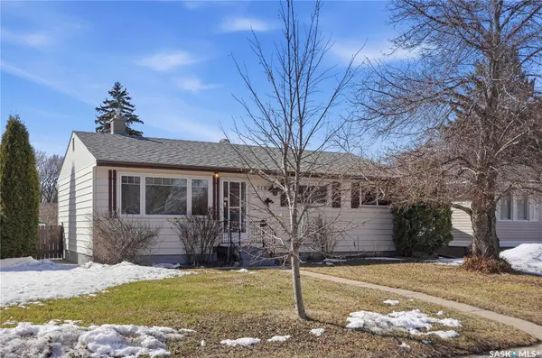 317 Y AVENUE N, Saskatoon, SK S7L 3K8