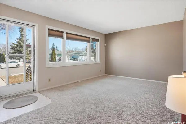 317 Y AVENUE N, Saskatoon, SK S7L 3K8