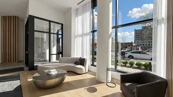 3009 Novar RD #628, Mississauga, ON L5B 0P9