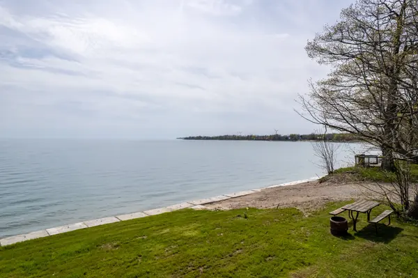 557 Edgewater PL, Haldimand, ON N1A 2W8