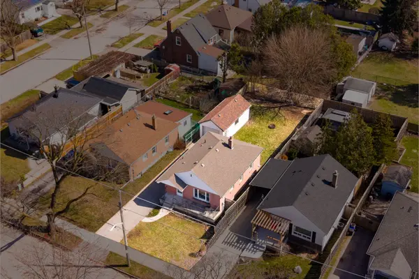 1227 Wilton AVE, London East, ON N5W 2G9