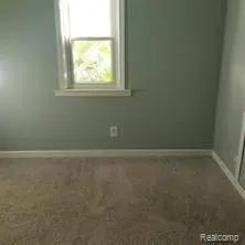 8187 Lenore ST, Dearborn Heights, MI 48127