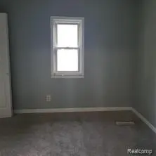 8187 Lenore ST, Dearborn Heights, MI 48127