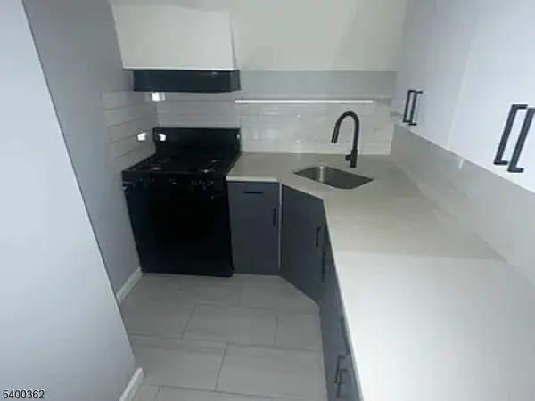 848 S 14Th St #2, Newark City, NJ 07108