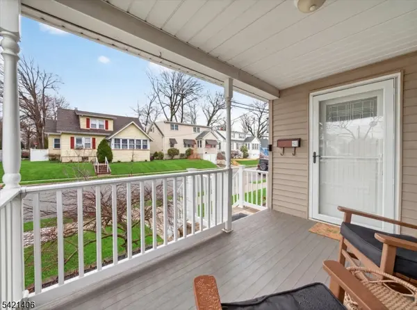 108 9Th Ave, Hawthorne Boro, NJ 07506