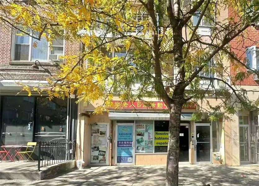 4022 8th AVE, Brooklyn, NY 11232