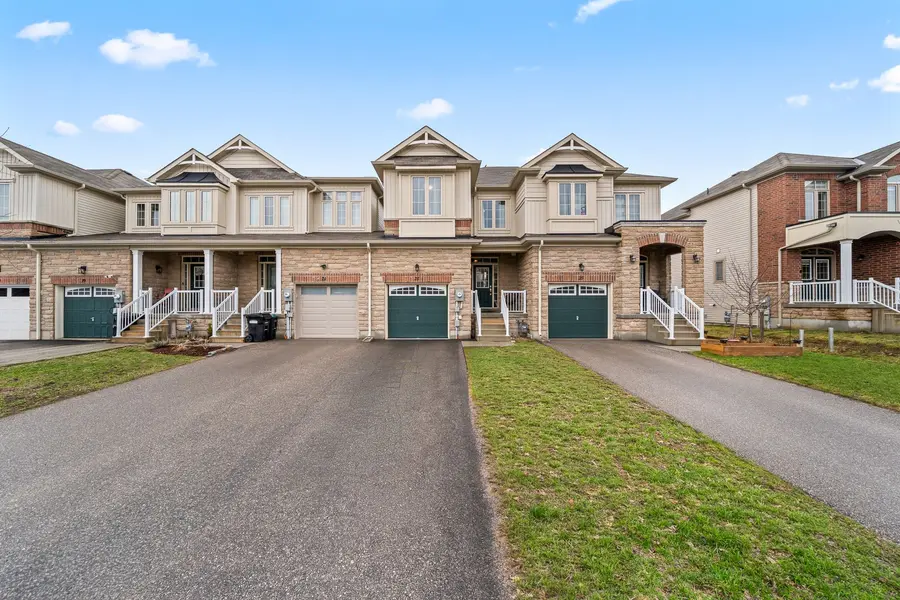 23 Greenwood DR, Essa, ON L3W 0N5