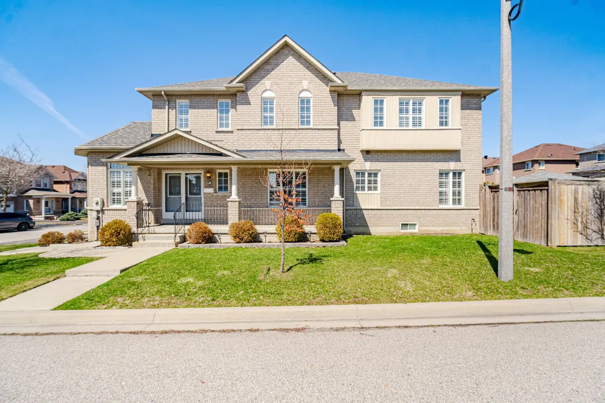 8 Westchester CRES, Markham, ON L6C 2X3