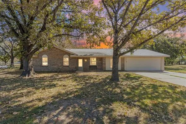 511 S Mill Street, Cumby, TX 75433