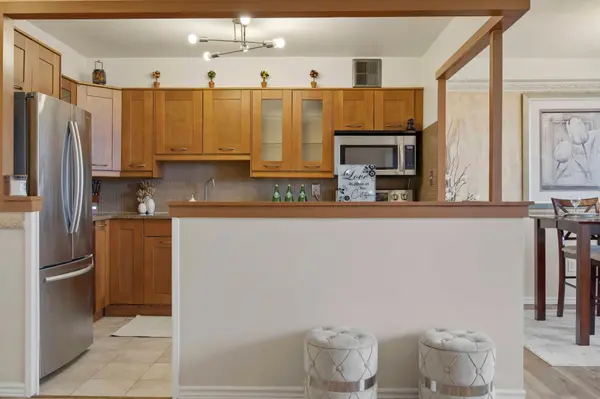 5 Shady Golfway #1417, Toronto C11, ON M3C 3A5