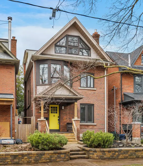 20 Fenwick AVE, Toronto E01, ON M4K 3H3