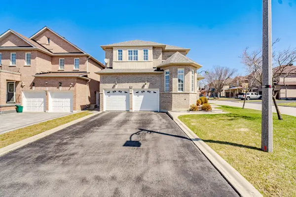 8 Westchester CRES, Markham, ON L6C 2X3
