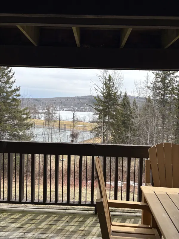 51 Deerhurst DR #106, Huntsville, ON P1H 2E8