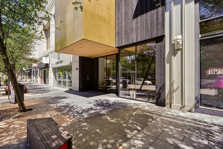 2408 Victory Park Lane #832, Dallas, TX 75219