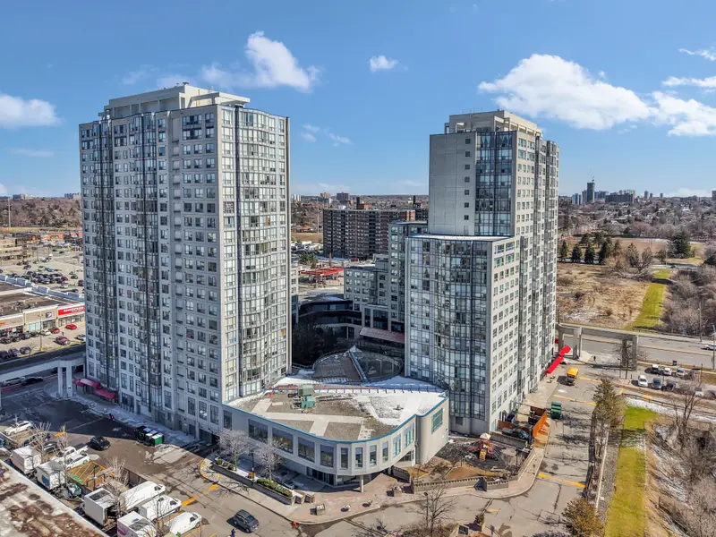 1470 Midland AVE #609, Toronto E04, ON M1P 4Z4