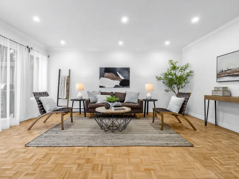 246 Milestone CRES #117, Aurora, ON L4G 3M2