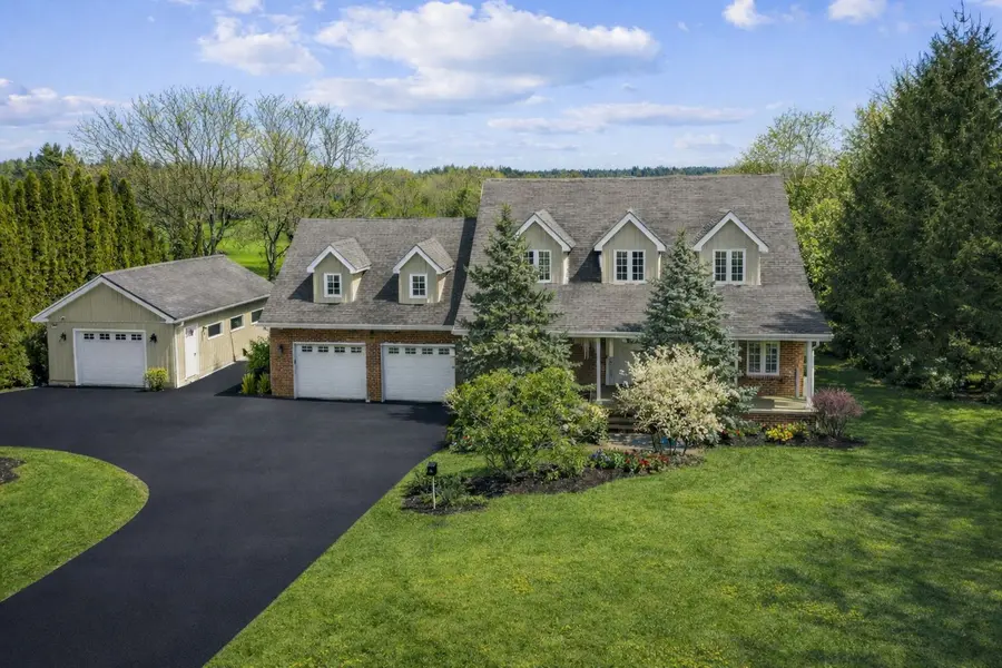 19231 SHAWS CREEK RD, Caledon, ON L7K 1L4