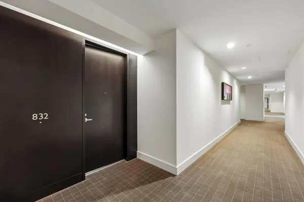 2408 Victory Park Lane #832, Dallas, TX 75219