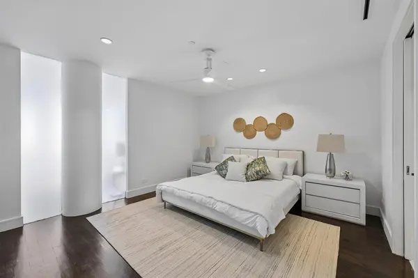 2408 Victory Park Lane #832, Dallas, TX 75219