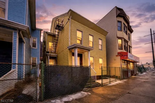 610 Main St, Paterson City, NJ 07503