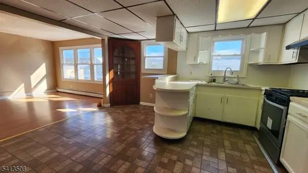 4 Broad St Unit 1 #1, Branchville Boro, NJ 07826