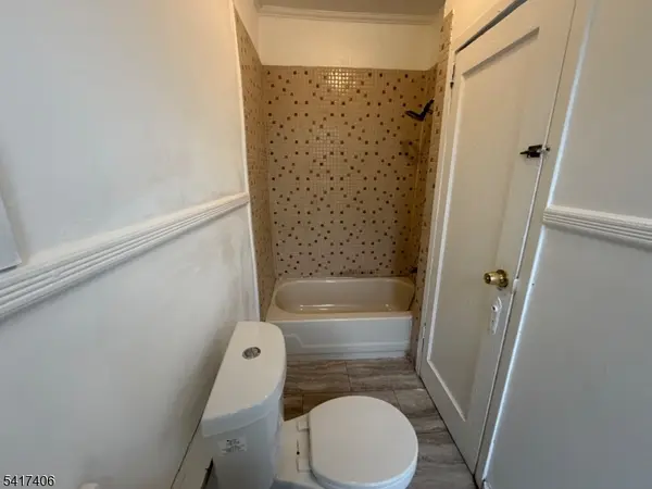 205 Chancellor Ave #2, Newark City, NJ 07112