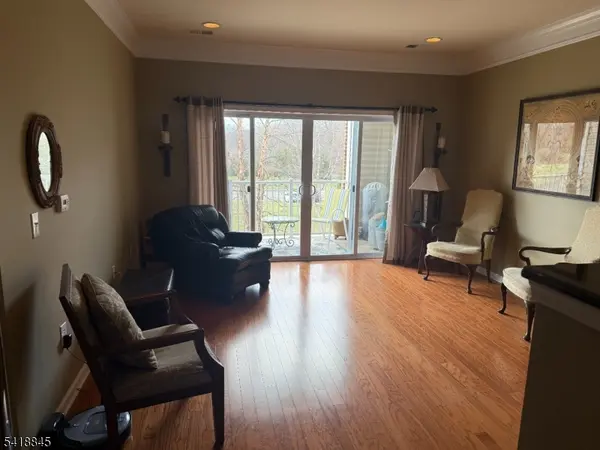 1118 Warrens Way, Wanaque Boro, NJ 07465