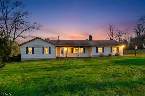 16 Hogback Rd, Franklin Twp., NJ 08867