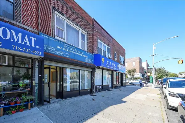 7706 17th AVE, Brooklyn, NY 11214