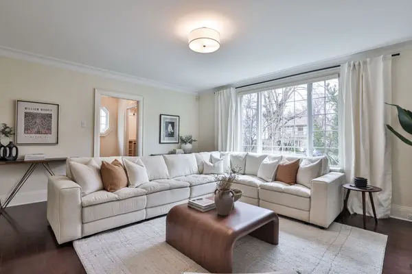 28 Kimbark BLVD, Toronto C04, ON M5N 2X7