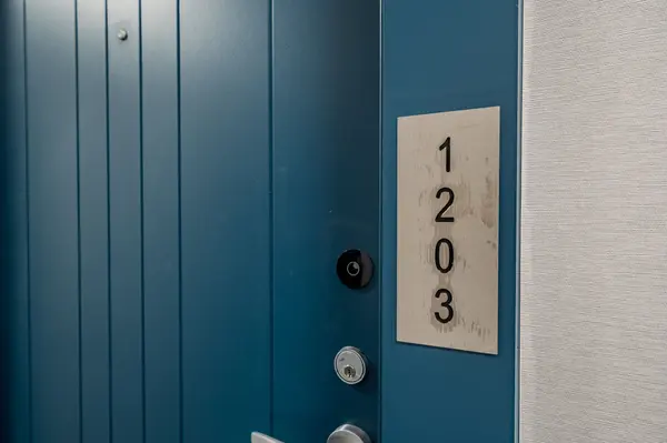 2545 Simcoe ST #1203, Oshawa, ON L1L 0W3