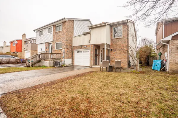 1825 Listowell CRES, Pickering, ON L1V 2Y2