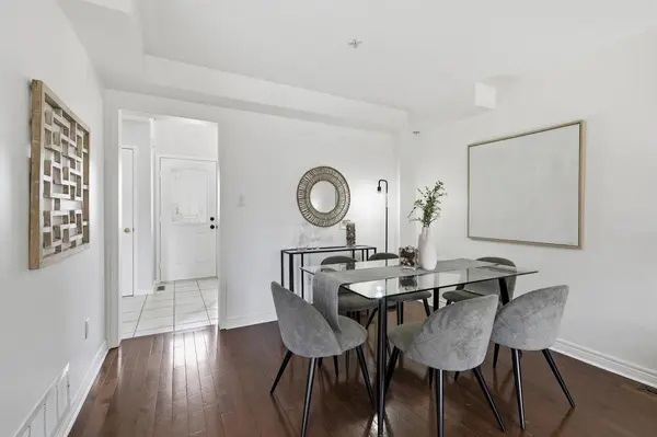 47 St Thomas ST, Whitby, ON L1M 1G1