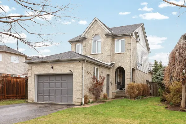 27 Foundry LN, Whitby, ON L1P 1M5