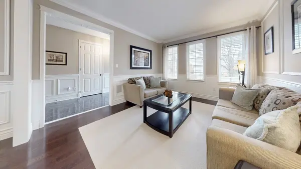 9 Nathan AVE, Whitby, ON L1M 1J3