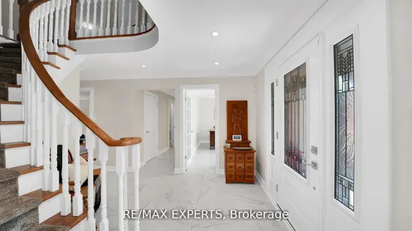 10 Kehoe CT, King, ON L0G 1N0