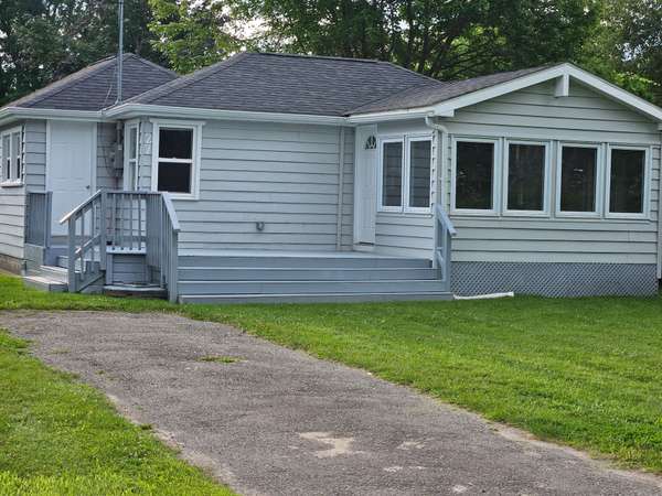 27 Blue Heron DR, Georgina, ON L0E 1N0