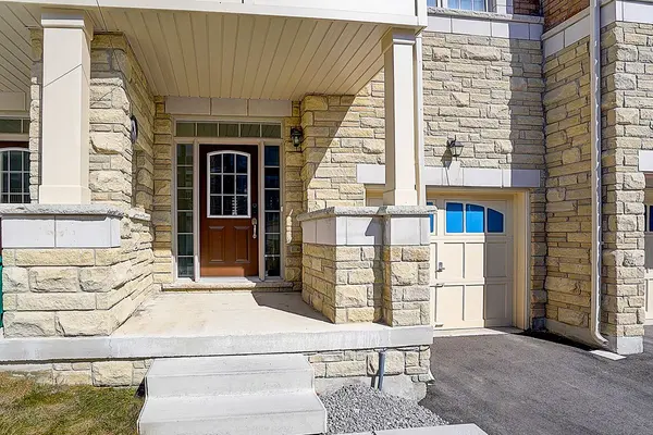34 Phillipsen WAY, Markham, ON L3S 0E9