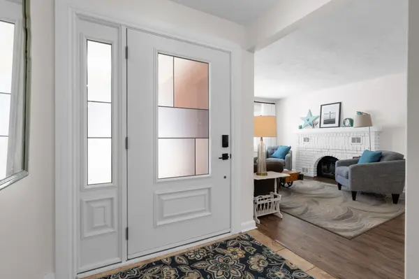 103 Rodney ST, Barrie, ON L4M 4C2