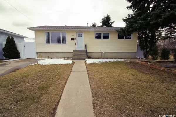 1231 Grandview STREET W, Moose Jaw, SK S6H 5M3