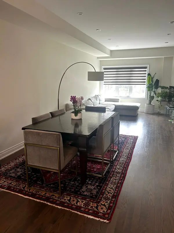 67 Dryden WAY, Toronto W09, ON M9R 0B2