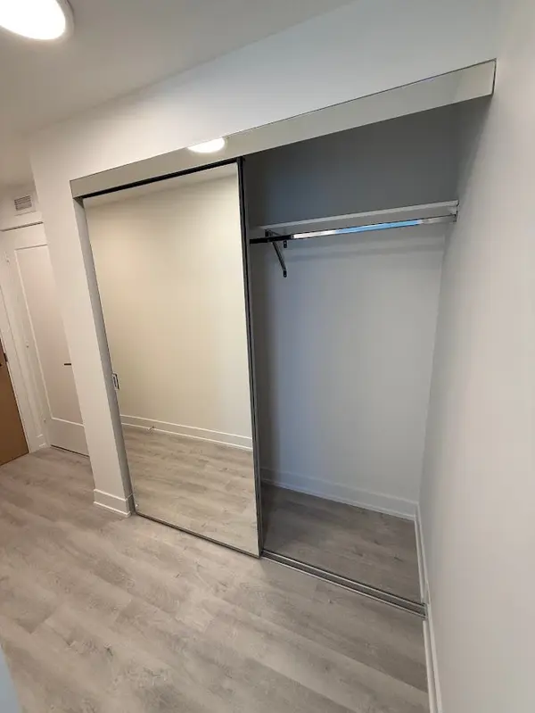 60 Central Park Roadway RD #2004, Toronto W08, ON M9A 0E6