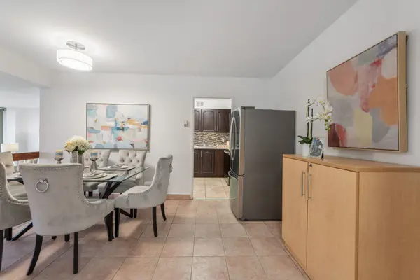 1 Four Winds DR #508, Toronto W05, ON M3J 2T1