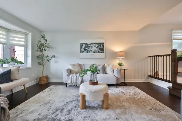 2031 Pen ST, Oakville, ON L6H 3L2