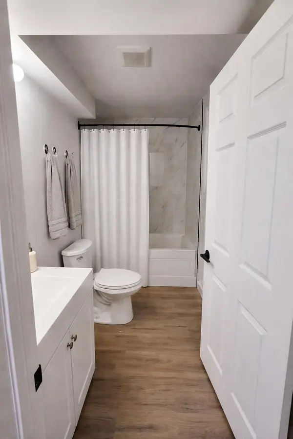 30 Stirton ST #2, Hamilton, ON L8L 6E8