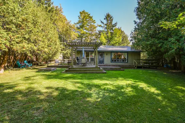 75573 Elliott ST, Bluewater, ON N0M 1G0