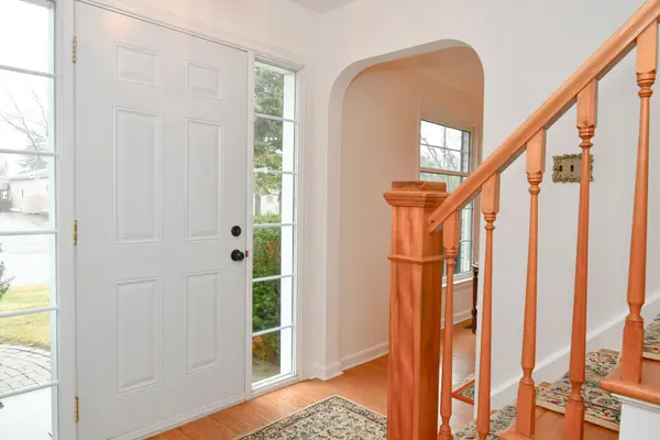 140 Churchill DR, Gananoque, ON K7G 1R8