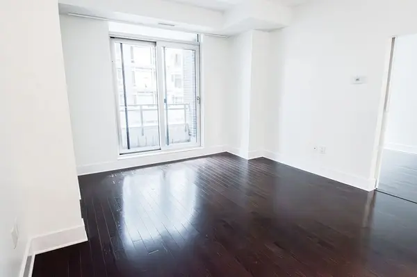 101 Richmond RD #320, Westboro - Hampton Park, ON K1Z 0A6